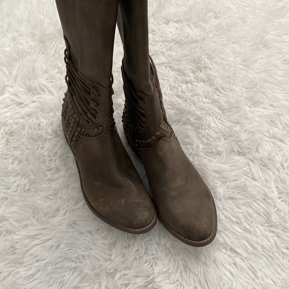 Not Rated weathered brown grommet & stitched riding boot - Picture 3 of 9